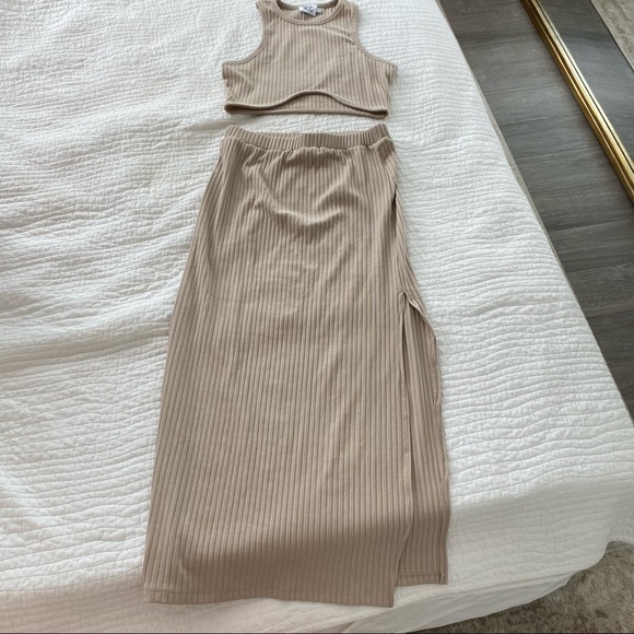 PrettyLittleThing Beige Ribbed Two-Piece Dress - Picture 3 of 5